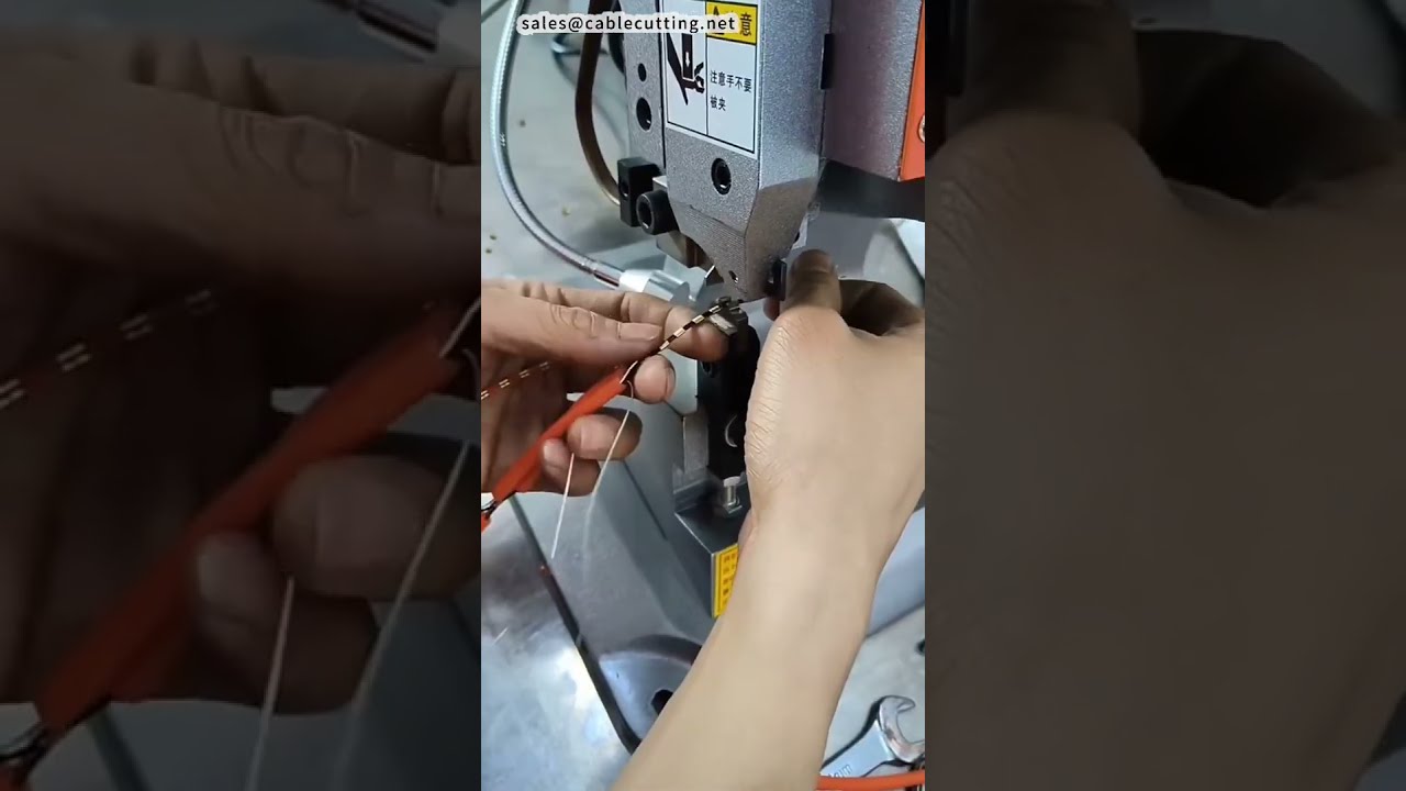 Otomatik 3'ü 1 Arada Veri Kablosu İşleme: Soyma, Bakır Sıkma, Süreklilik Testi #fabrika #cnc