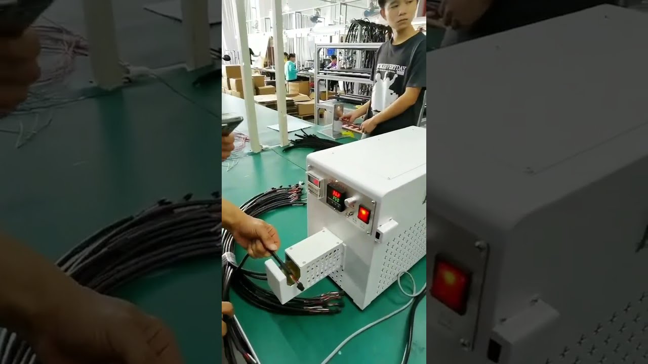 Tamamen Elektrikli Isı Büzüşme Tüpü Makinesi - Gerçek Çekimde Hızlı ve Güvenilir Performans