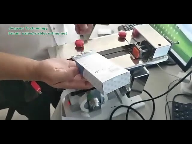 Label Applicator 90 Degrees Corner Wrapping Labeling Machine Manual Self Adhesive PVC 2000BPH Machin