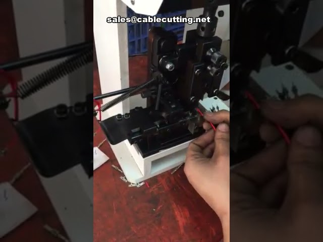 Avrupa Tipi Fiş Terminal Sıkma Makinesi - Yüksek Verimli Kablo Demeti Üretimi
