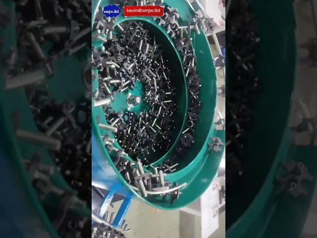 AC/DC Güç Kabloları İçin Otomatik Titreşim Plakalı Tek Terminal Sıkma Makinesi