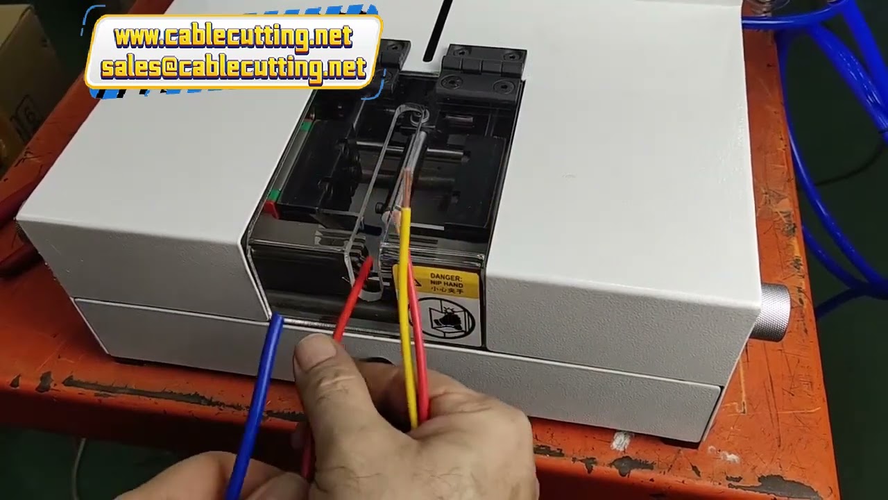 Bıçak Ayarı Gerektirmeyen Pnömatik Tam ve Yarım Kablo Sıyırma Makinesi