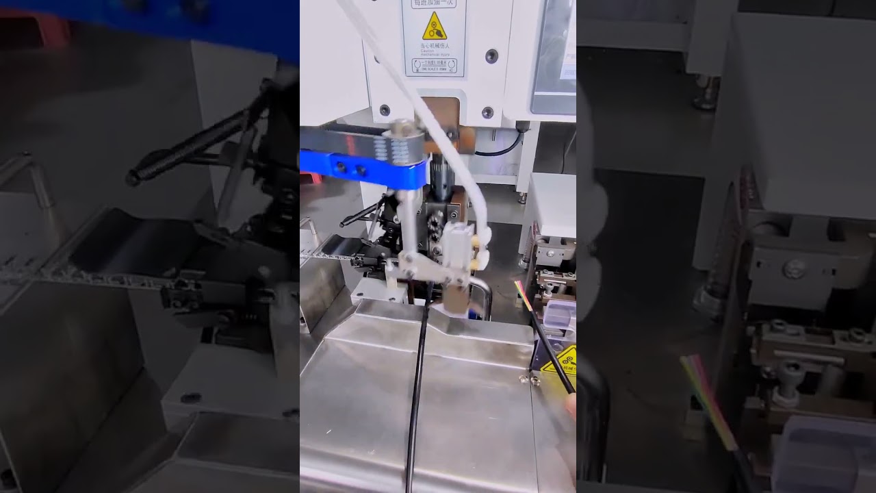 Elektrikli Araç Çok Damarlı Kılıflı Kablo İşleme Makinesi – Yüksek Hızlı ve Hassas #makine #kablosoyucu #fabrika