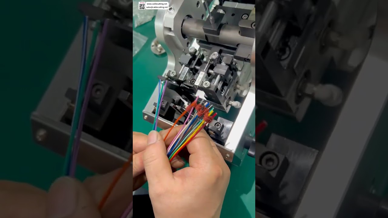Yarı Otomatik Hava Sızdırmazlık Contası Takma Makinesi | Hızlı ve Hassas Su Geçirmez Fiş Montajı