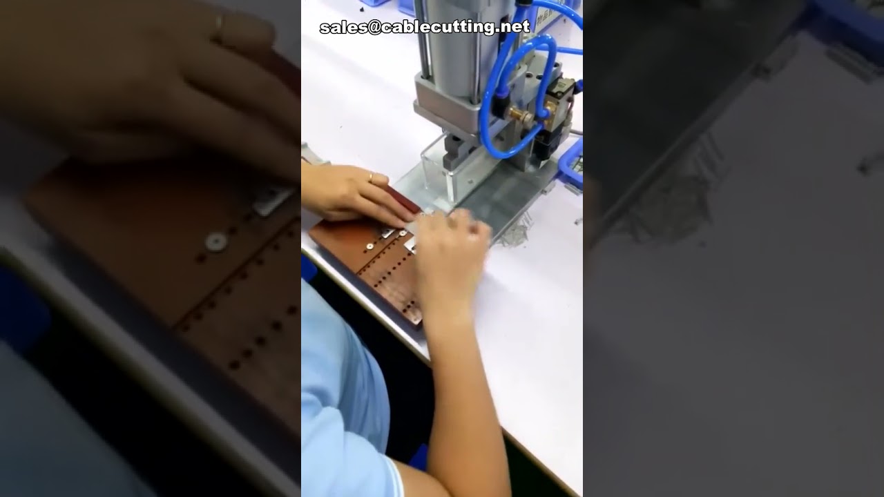 IDC Flat Ribbon Kablolar için Pnömatik ve Yarı Otomatik Terminal Krimpleme Makineleri