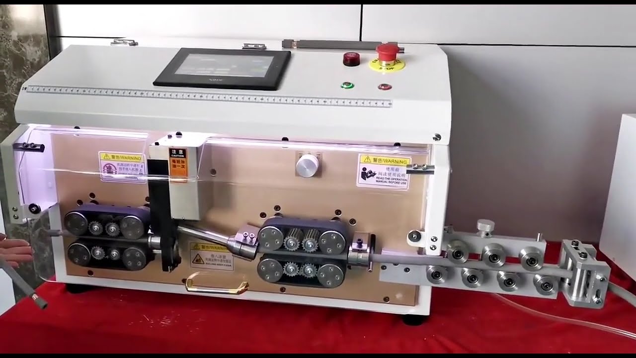 35 Kare Bilgisayar Kablo Sıyırma Makinesi - Kayış Tipi, Ayarlanabilir Ön ve Arka Sıyırma Uzunluğu